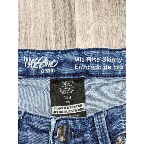 (3/$35)Mossimo Size 2R Mid Rise Skinny Distressed Power Stretch Denim Blue Jeans - Picture 4 of 10